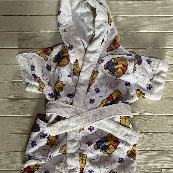 Vintage Disney Winnie the Pooh Toddler Robe and Coverup - Picture 2 of 8